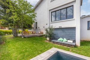Villas Le Marronnier - charming house with swimming pool : photos des chambres