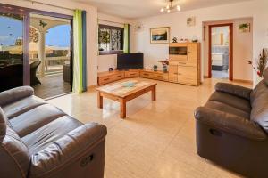 Villa Del Sol - LH133 By Villas Now Ltd