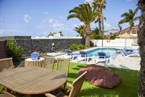 Villa Del Sol - LH133 By Villas Now Ltd