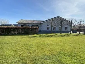 VZ274 Groepsaccommodatie Ellemeet - 埃勒米特