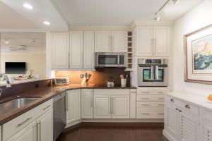 Sundial on the Atlantic Ocean View