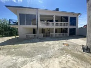 Sweet Home - Tofaloglebi