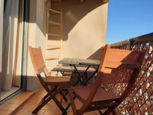 Appartement climatisé à 800m de la plage