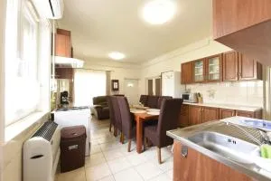 Milán Apartment - Felsőpázsit