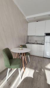 Pirosmani 18D, 4 floor