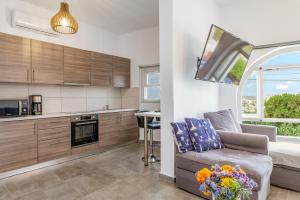 Sunset Horizon Villa