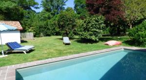 Villas Elegante Maison de Maitre avec Piscine et Parc a Biarritz : photos des chambres