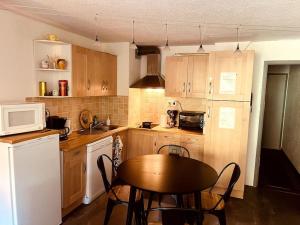 Appartements Studio Peyragudes pied des pistes 4/5 pers Les Agudes : photos des chambres