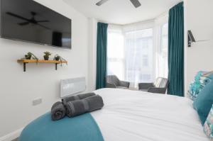 Charles Alexander Short Stay - TheWestern Blackpool