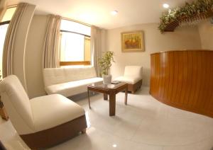 Hotel Asturias Inn