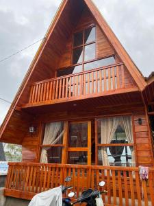 Agriya Lubis Cabin 2