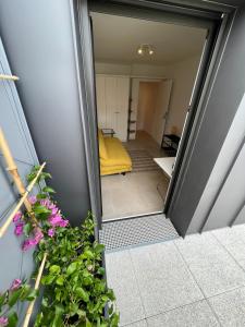 Studio indépendant avec terrasse