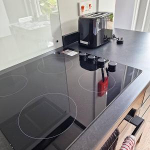 Budget Ground Floor Studio With Parking S1