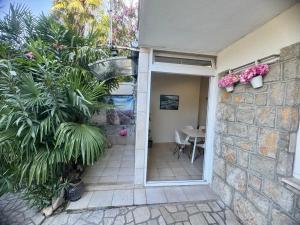 Apartment Urban Oasis