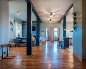 River City Loft - Shawnee State Lodge Heliport