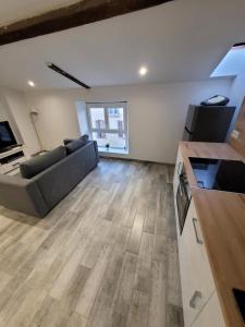 Appartements appartement renove climatise 1ch 50m2 a la semaine : photos des chambres