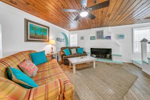 If Its The Beaches by Emerald Coast Retreats