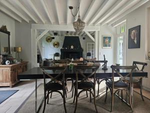 Maisons de vacances Authentique Maison Normande avec Piscine : photos des chambres