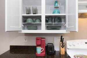 Charming 1 Bedroom Retreat!