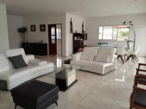 Appartement de très grand standing - Odza I