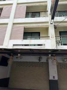 The Wild 69 Bar & Guesthouse