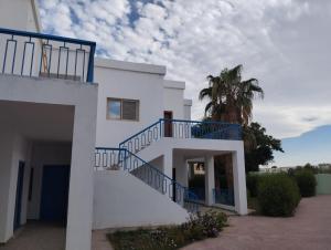 Apartment 2 bedroom and 2 Bathroom pool view at mirage bay