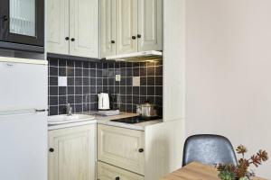 Sunset Premium Studio B