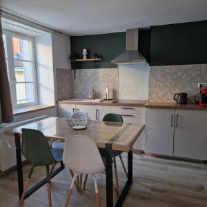 Appartements Studio Rue Carnot Le St Pierre : photos des chambres
