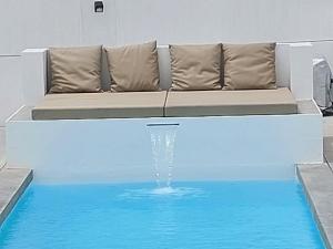 Sun Sea villa-heated pool