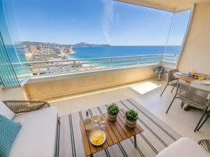 AVANOA - Apolo XVII Calpe