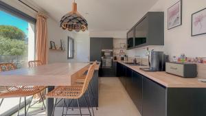 Villas Villa contemporaine avec piscine - 170m2 : photos des chambres