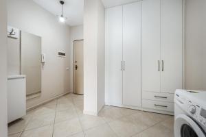 City Center Apartments by Kondo Stays