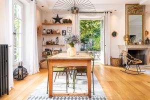 The jewel an exceptional house in the middle of greenery