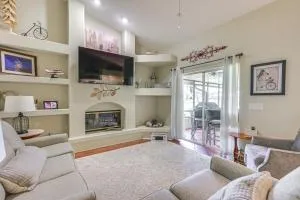 Zephyrhills Home - Lanai and Grill, Near Theme Parks - 泽弗希尔斯