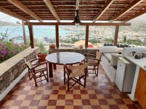 traditional homes of crete
