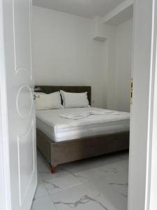 EBIS HOTEL