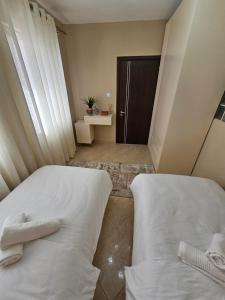 Lindas Guest House