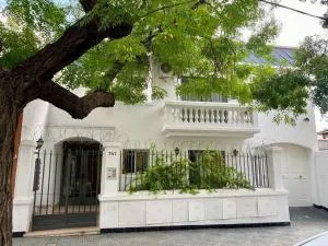 Nuevo exclusivo alojamiento en Mendoza - Villa Marini