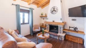 Casa Rural Los Aleses Vélez-Málaga by Ruralidays