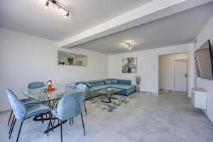 Apartment Luana with private pool