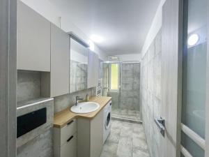 National Arena Mega Mall Mirina Studio