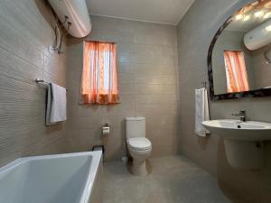 Sunspended Residence