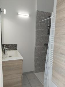 Maisons de vacances Quatre As - Studio au calme : photos des chambres