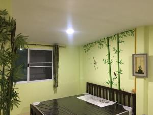 GreenRoom Guest House Very Close Bangkok Hospital in Thailand