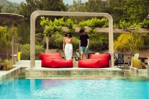 Zoe Hotel, Trypiti Beach Resort & Hive water park