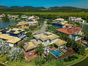 Bz58 Linda casa c Piscina privativa e vista lago