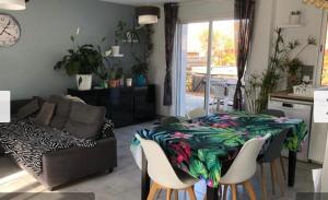 Villas Villa 2 chambres avec jacuzzi : photos des chambres