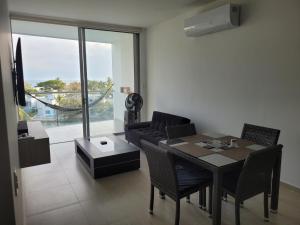 80 m2 de Luz, Confort y Vistas al Mar - Sierra Beach Resort