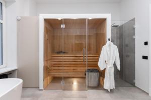 A++ Executive apartment with luxury sauna room