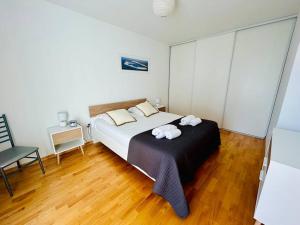 T34-6pers5piedplagecentrevilleparkingwifi